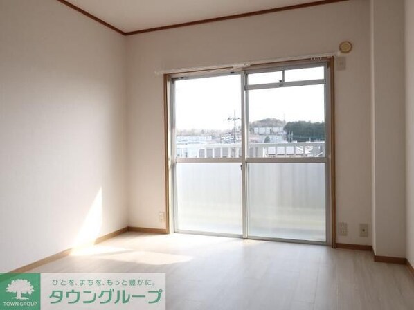 エステートロイヤルの物件内観写真